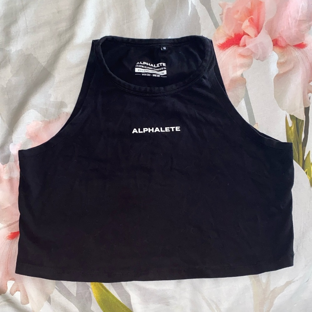 Alphalete Crop Top